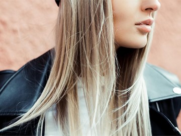 Prepara tu cabello para el verano en nuestra peluquería en Vigo